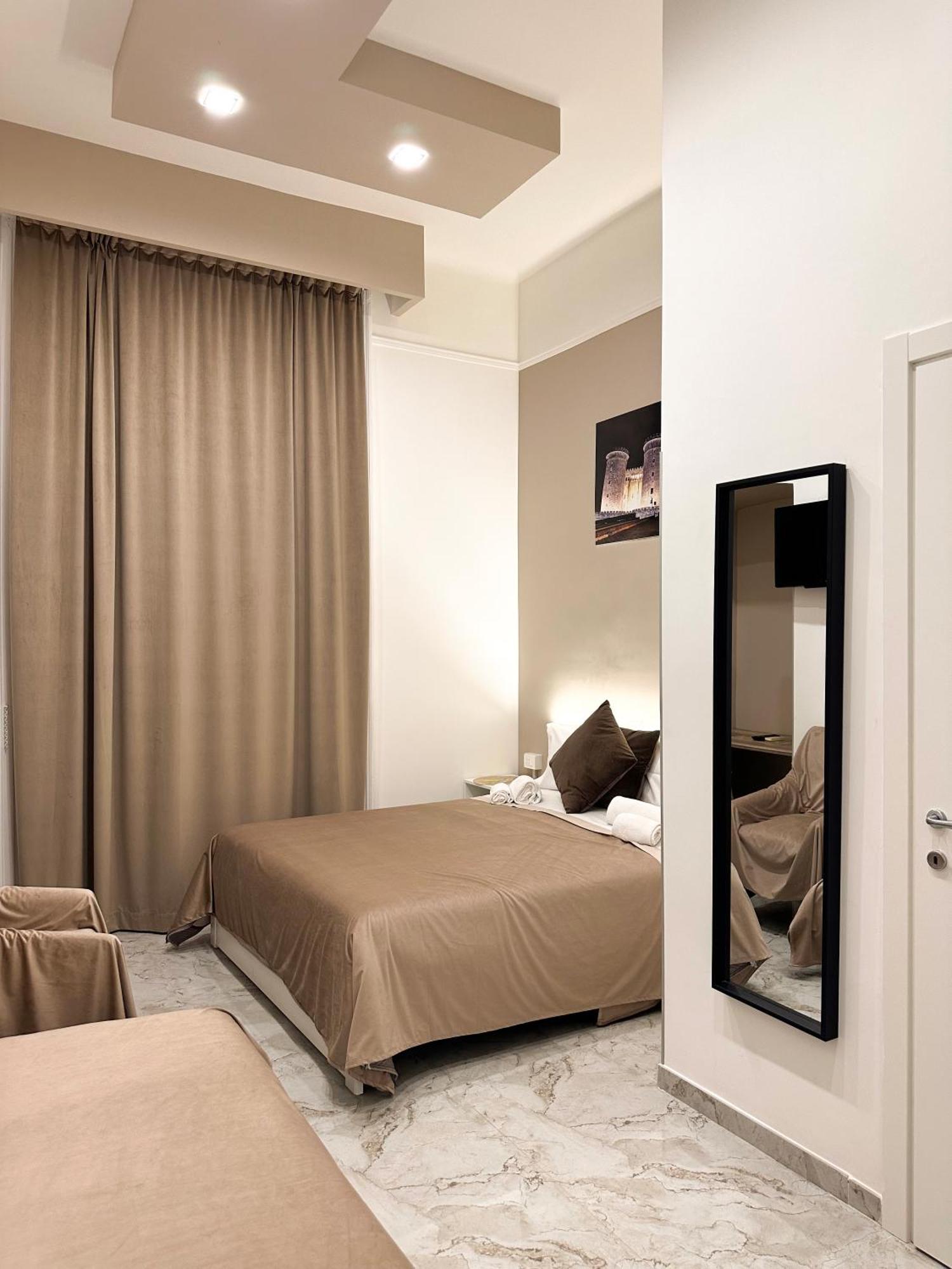 Bed and Breakfast Benvenuto A Napoli Zewnętrze zdjęcie