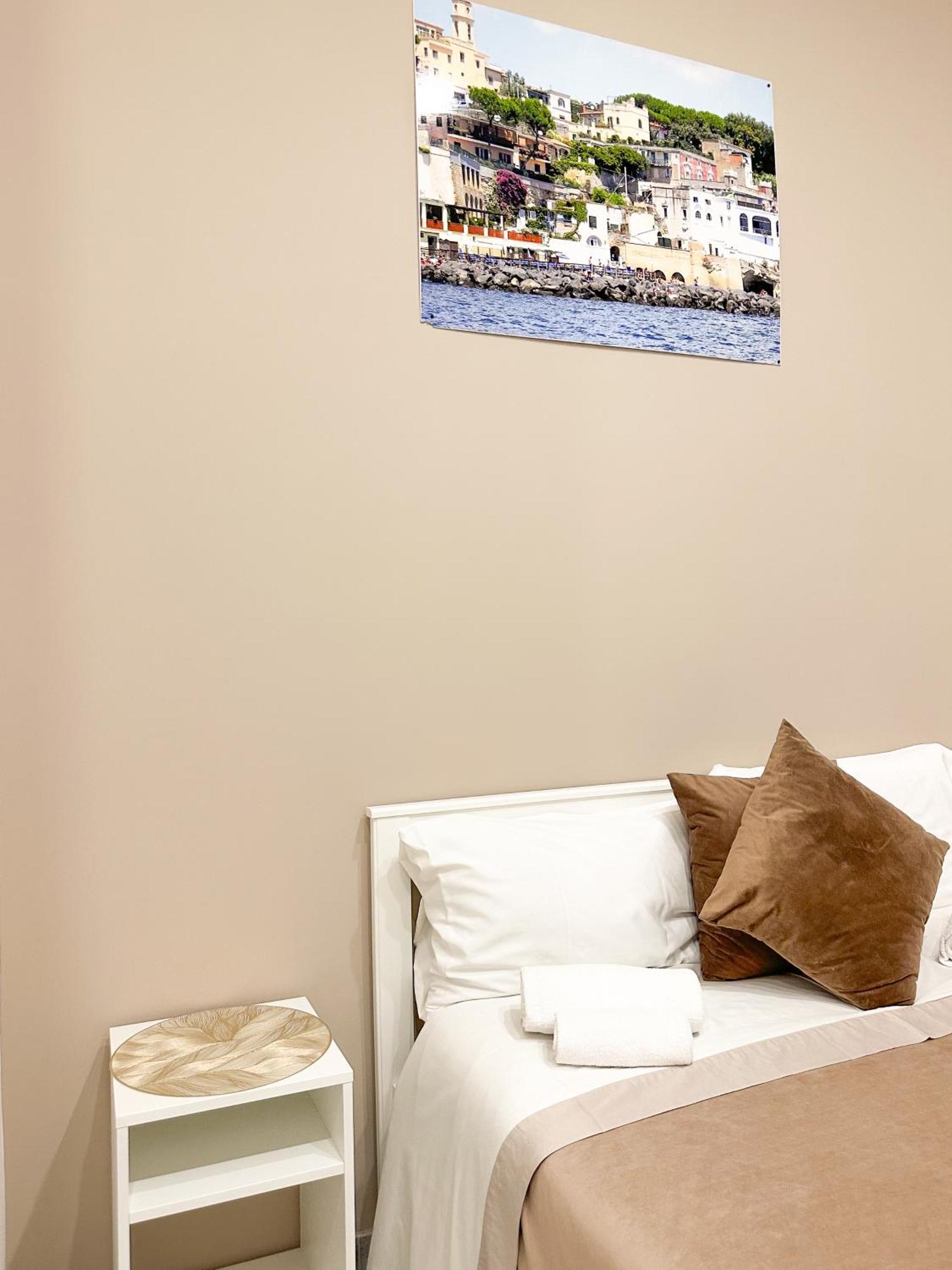 Bed and Breakfast Benvenuto A Napoli Zewnętrze zdjęcie