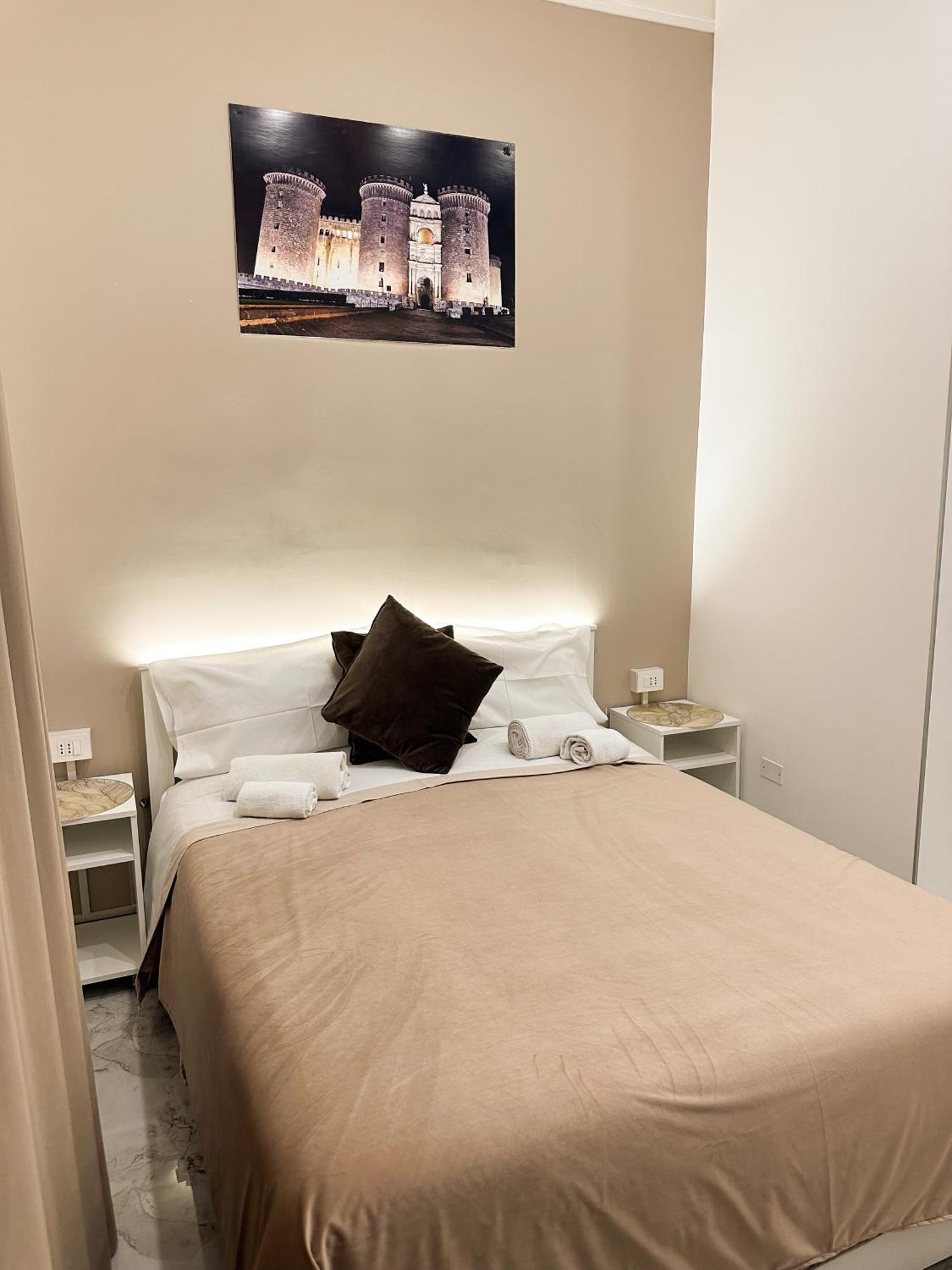 Bed and Breakfast Benvenuto A Napoli Zewnętrze zdjęcie